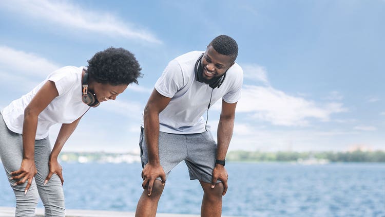 5-team-workout-outside