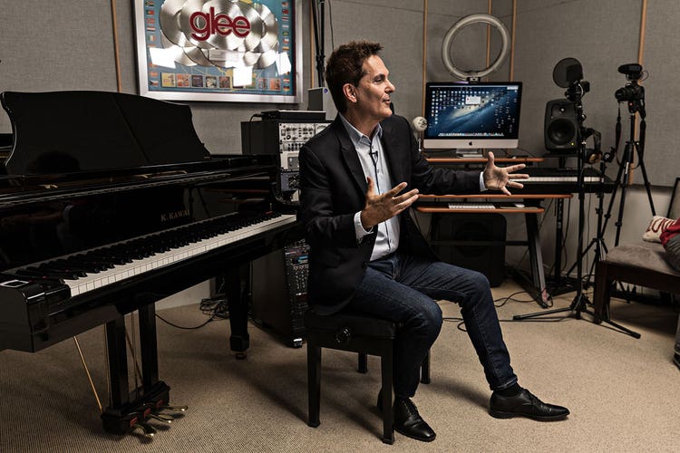 3-roger-love-in-the-studio
