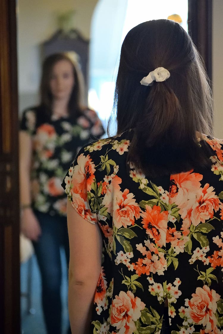 1-looking-in-the-mirror