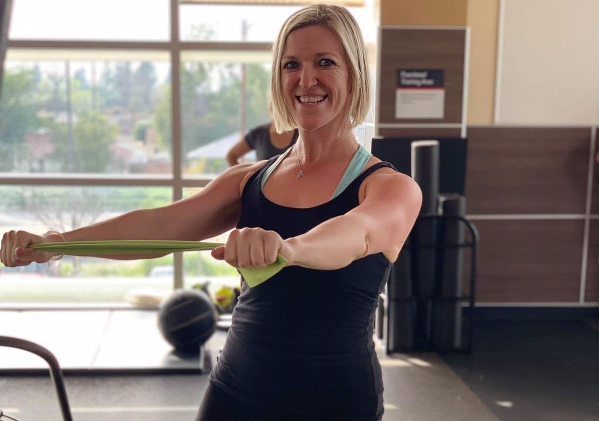 This Personal Trainer Sets Attainable Goals on the Path to Wellness