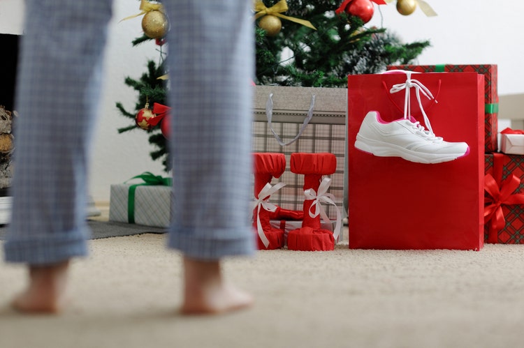 Girl in the morning looking for Christmas gifts.