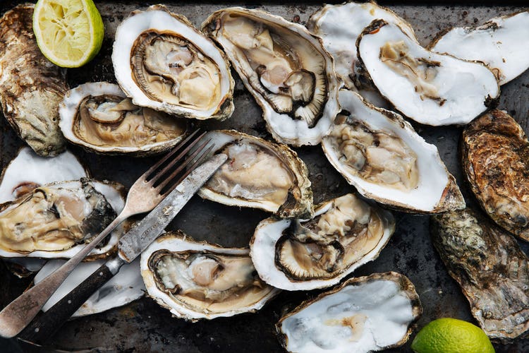 hero-vicotry-on-ice-oysters