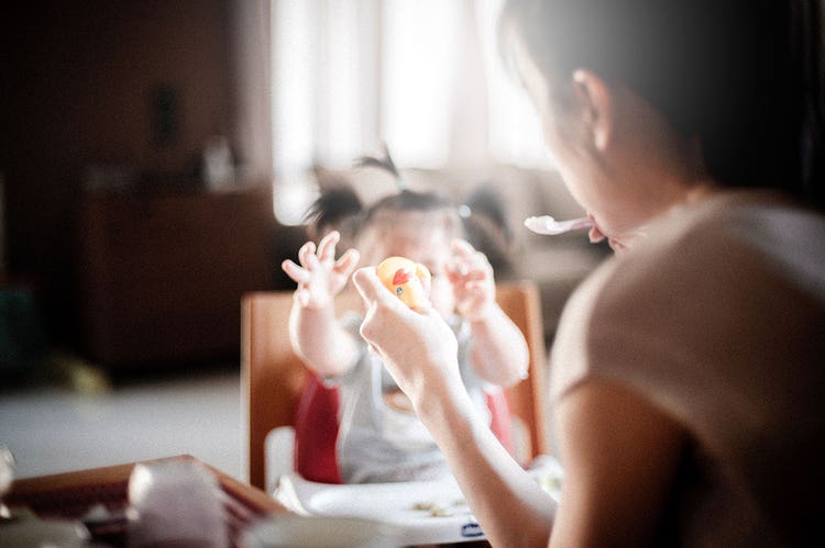 2-feeding-a-baby