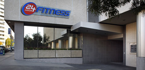 Oakland Club front picture